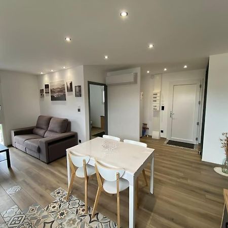 Appartement Climatise Charmes  Esterno foto