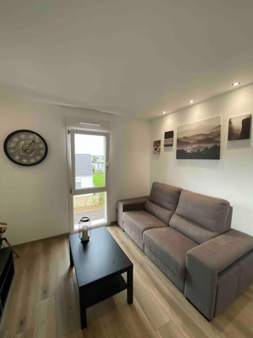 Appartement Climatise Charmes  Esterno foto